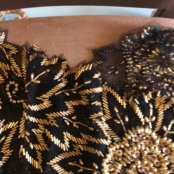 Maurada beaded costume - Picture 6 of 7